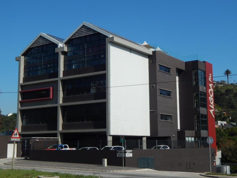 To Let commercial Property for Rent in South End Eastern Cape